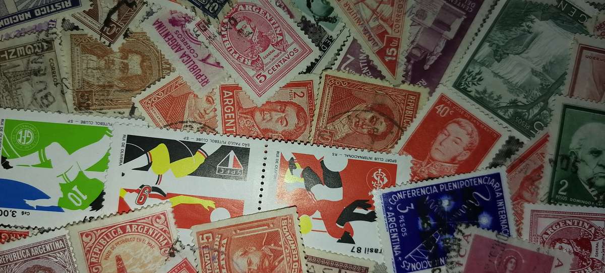 200 x South America Countries Stamps
