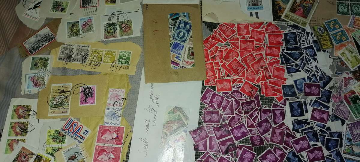 LARGE WORLD STAMPS VARIETY COLLECTION - NICE COLLECTION