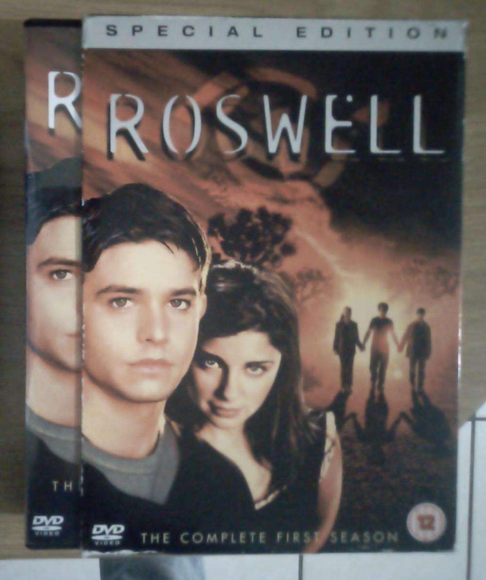 Dvd collection of Roswell season 1 - 3 plus Baywatch series 1