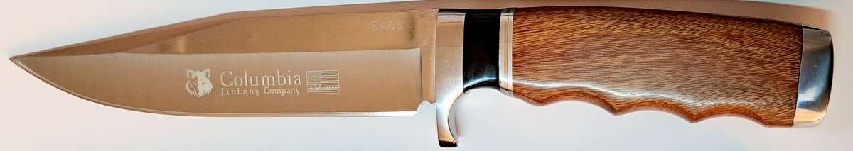 Columbia Hunting knive Stainless steel outdoors **SA 66 ** NEW ** with sheath 28cm **