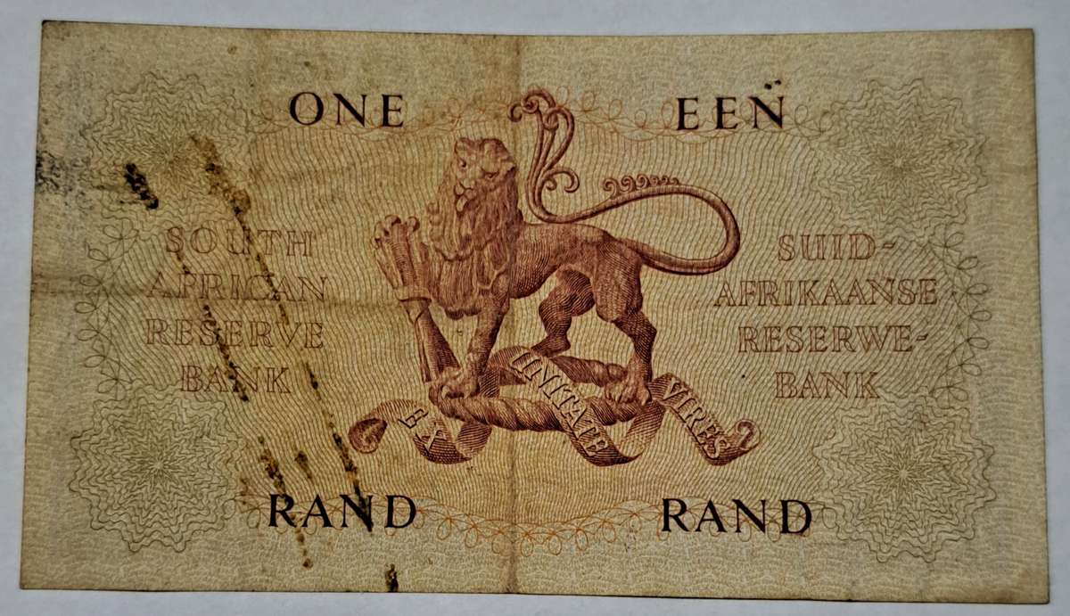 UNION OF SOUTH AFRICA **ONE RAND BANK NOTE** A87 008237.