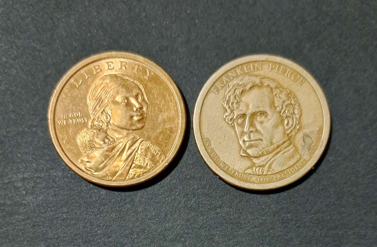 UNITED STATES OF AMERICA 2 × ONE DOLLAR COINS  ( FRANKLIN PIERCE ) ( LIBRARY )