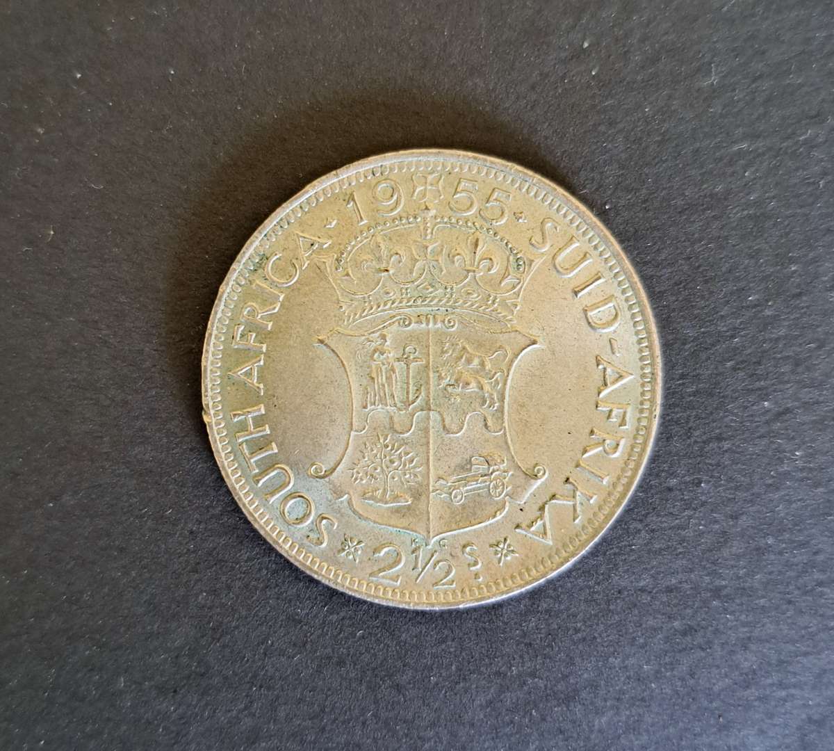 UNION OF SOUTH AFRICA 2 1/2  SHILLING COIN  ** SILVER COIN**1955** HALF CROWN **14 GRAMS **