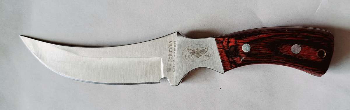 COLUMBIA U.S.A. SABER TM  **KNIFE & SHEATH **