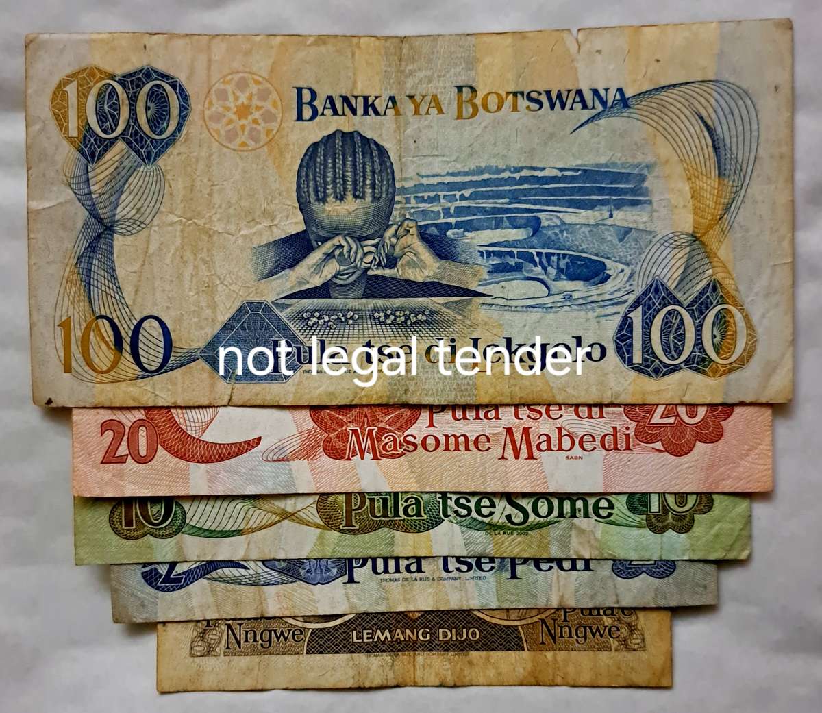 5 x Bank notes of Botswana ** Pula notes **