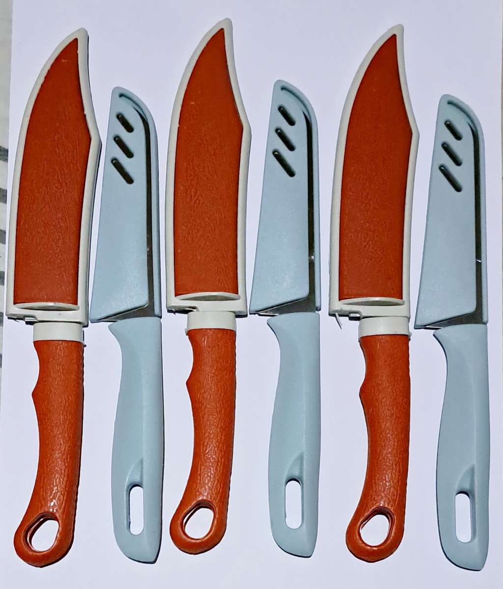 Kitchen Knife Combo 6 Knives for one bid. " A1 "