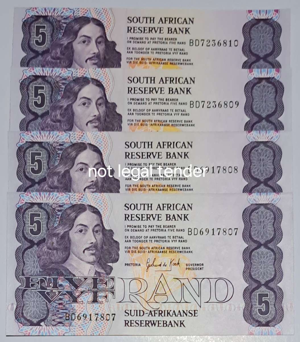 S.A. 4 Five Rand Bank Notes in Serail Number Sequence - BD6917807 to BD6917810. UNC Notes .