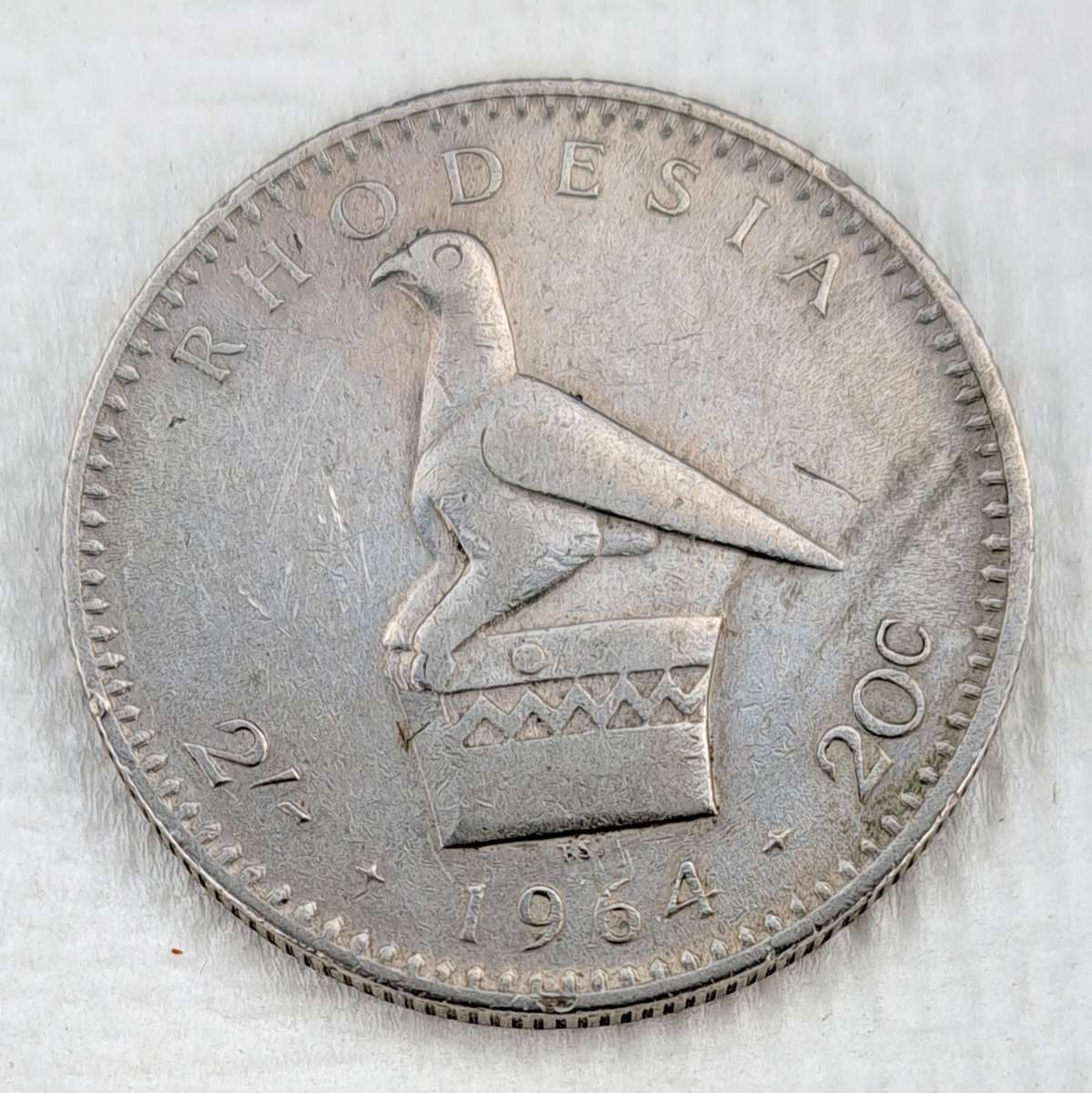 "Error Coin" Rhodesia 20c " 2 Shillings " 1964 Crack on Queens Face "