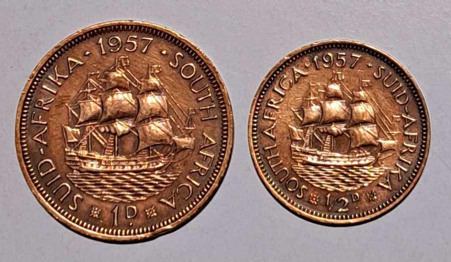 S.A. Union 1Penny & 1/2 Penny "1957" Set:  "Very Good Condition."AB5"