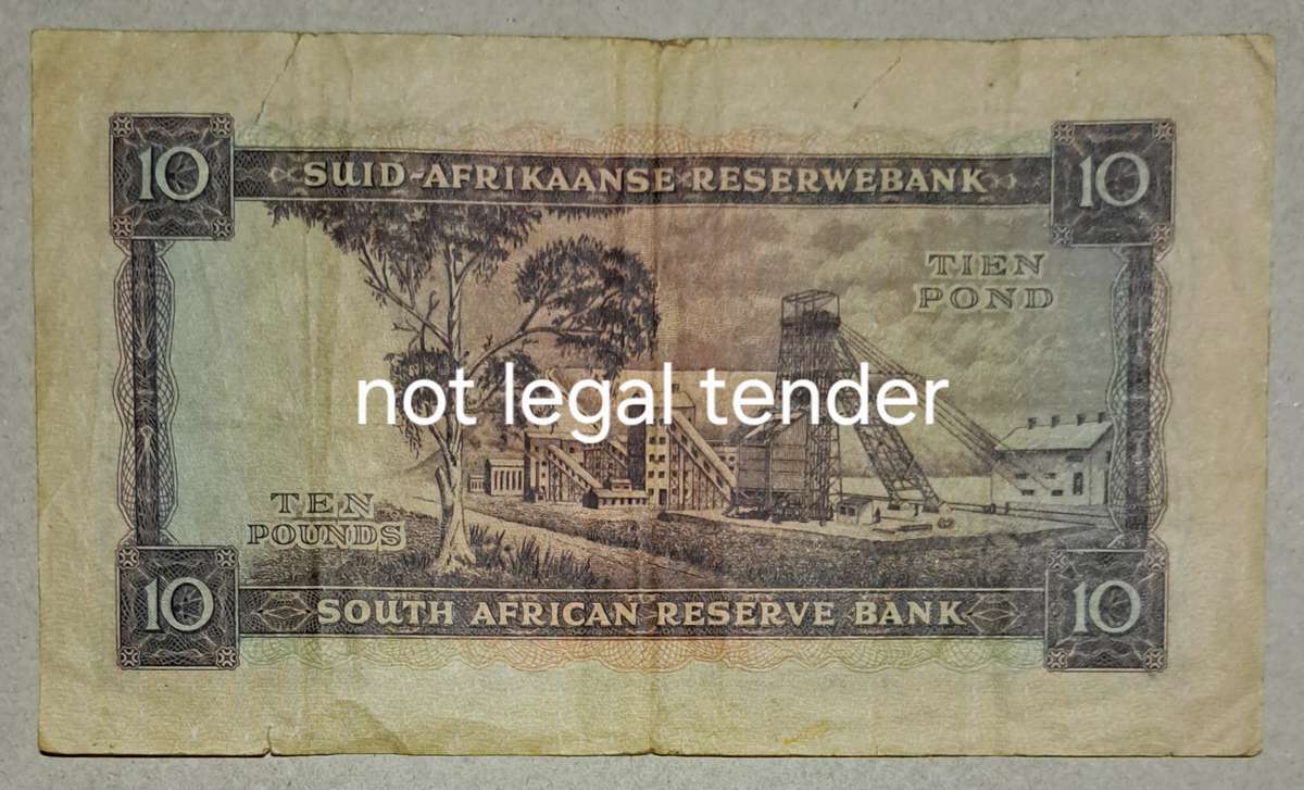 Union of South Africa Ten Pounds Bank Note " MH de Koch " D3 174661 " 14-09-1955 "