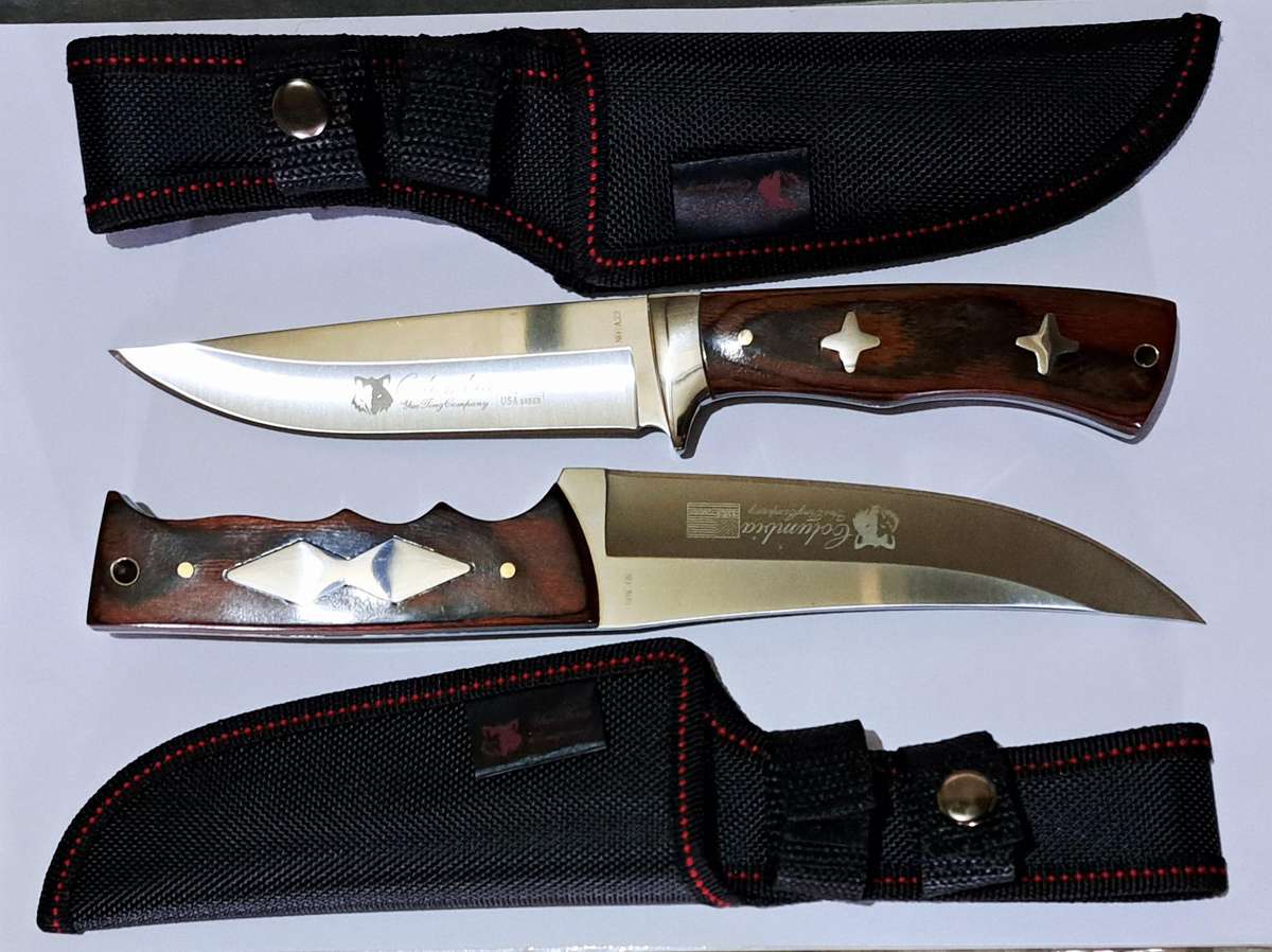 2 Columbia USA Saber Hunting Knives 24cm with 2 Belt Sheath " New" 2 Different Wooden Handles.