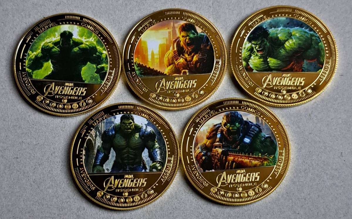 5.pcs Official Licensed Hulk Character's Commemorative Coin Set. New in Capsule's Gold Plated