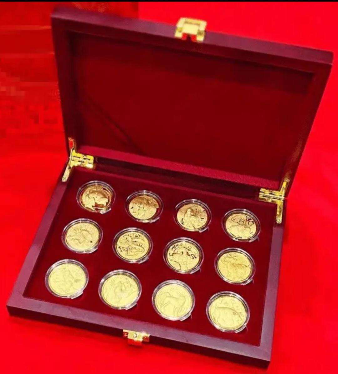 12 Zodiac Golden Foil Commemorative Coin Set.-12 Unique Animal Designs in Display Box.