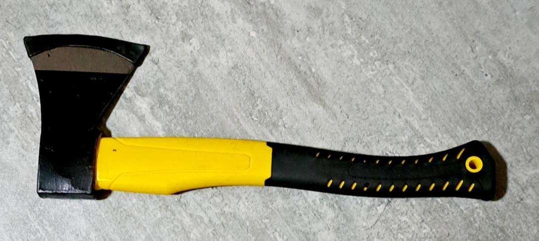 Handheld Axe 800 Grams "New"