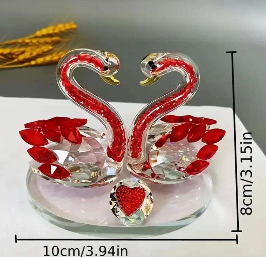 Elegant Crystal Swan Statue with Heart-Shaped Base -Red & -Clear Crystal Glass in Box  New