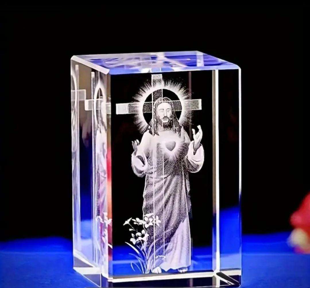 Exquisite Handcrafted Crystal Cross Figurine-Stunning Religious Decor in Box.