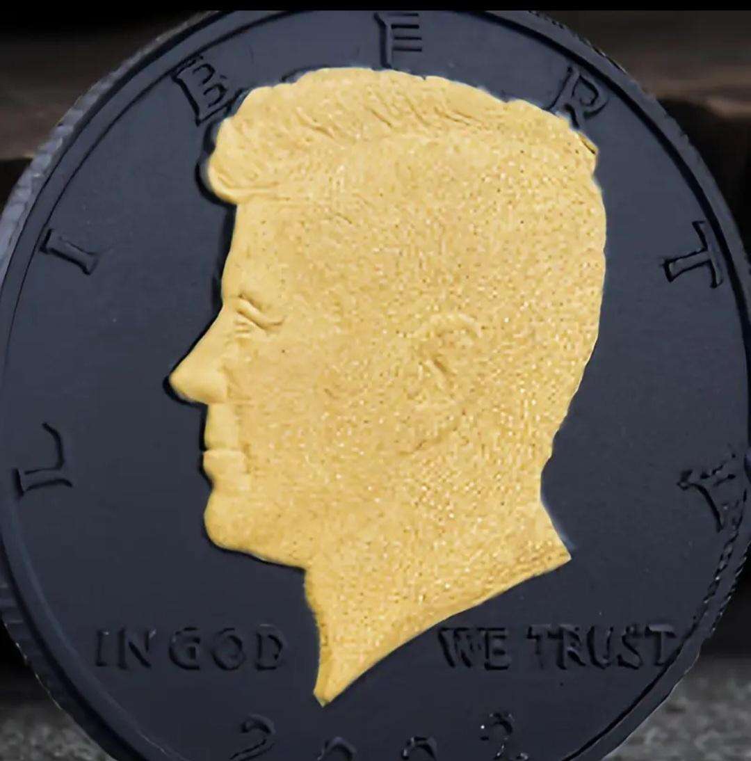 2022 Kennedy's Half Dollar Commemorative Coin. 40mm in Capsule."B"