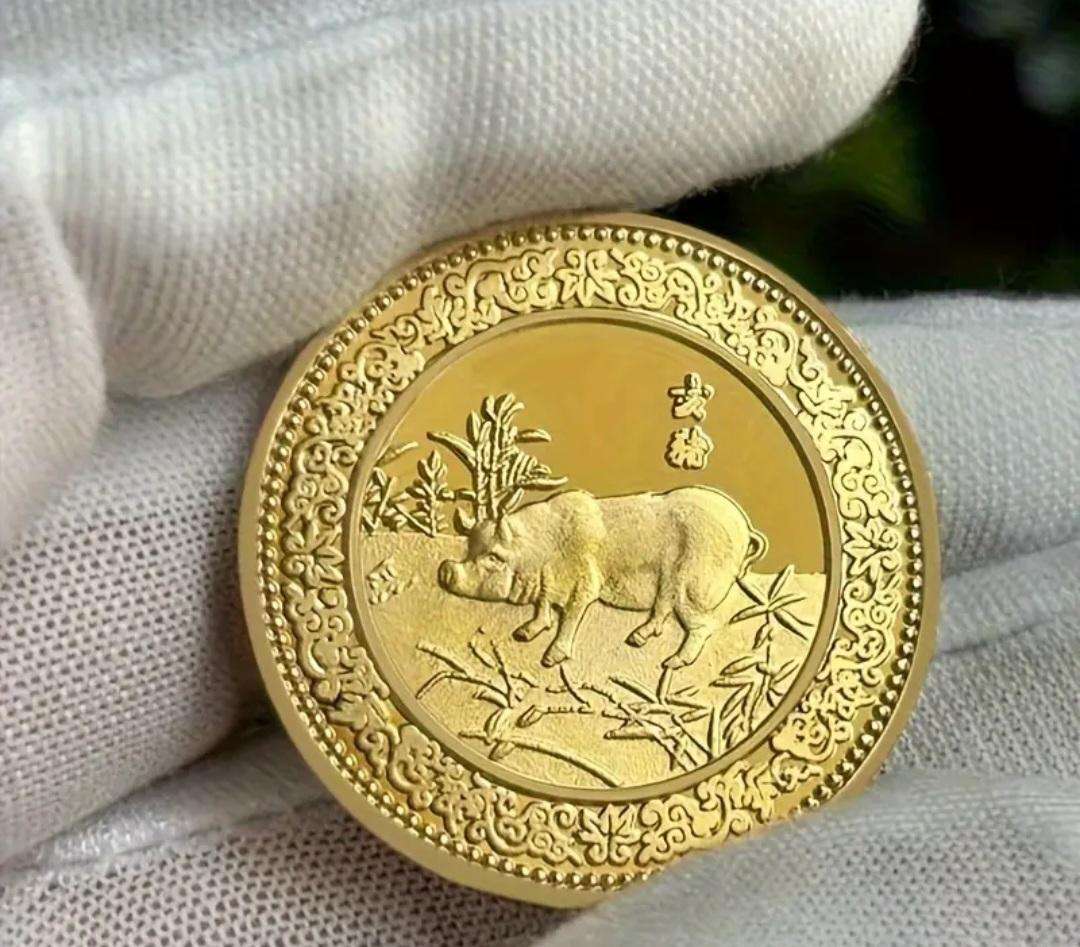 12 Zodiac Gold Plated Commemorative Coin Set.-12 Unique Animal Designs. "30 mm ×12-Coins"