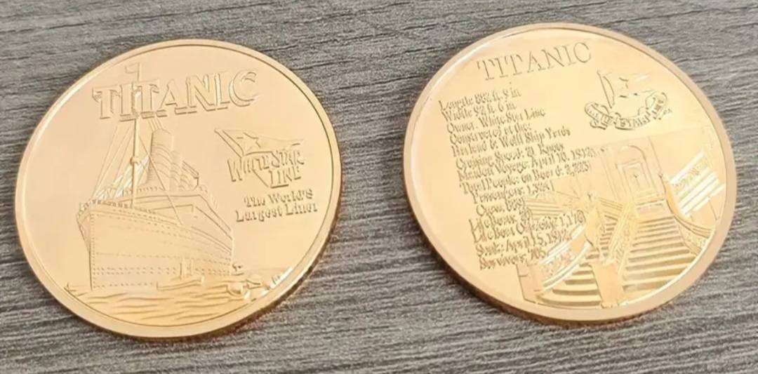 2pc Titanic Sunk: "15 April 1912" Crow: 889 "- "Survivors 705" New in Capsule. All History on coin