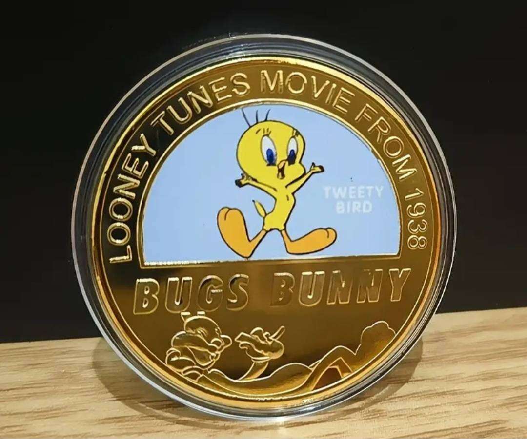 5pcs W/Bros. Official Looney Tooney Characters : Commemorative Coin Set. New in Capsule.
