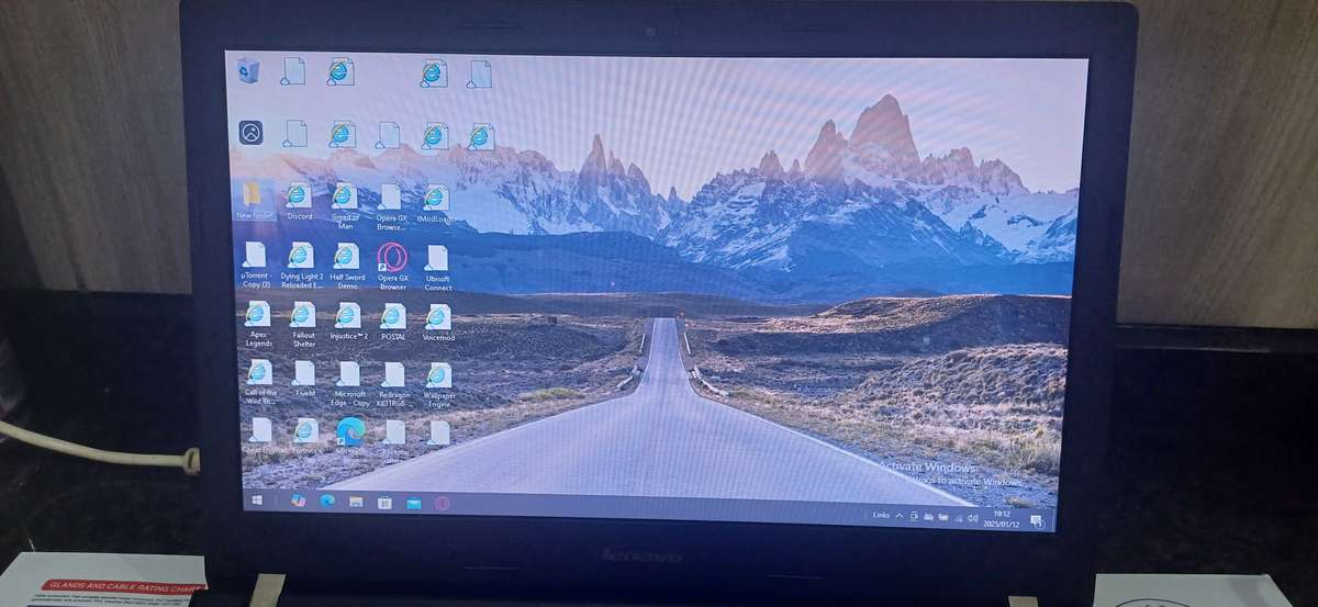 Lenova Laptop 4gb 1tb i3 for sale OLA4KCA