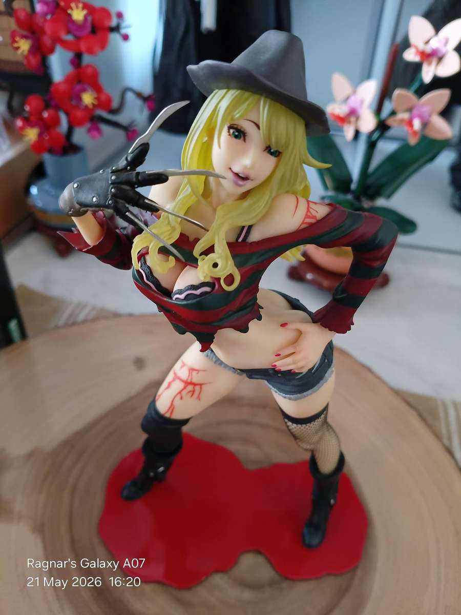 Kotobukiya Bishoujo Freddy Krueger