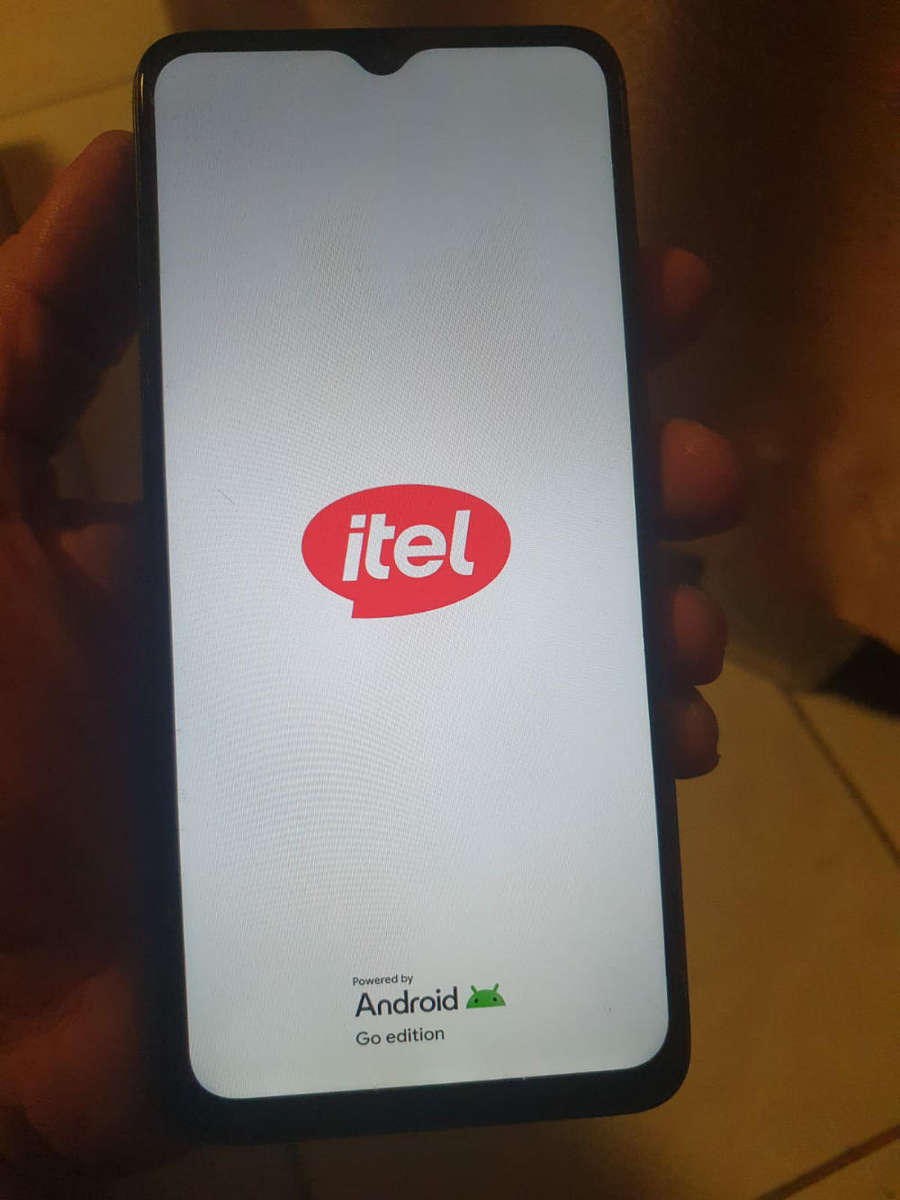 Itel AO6 32gb