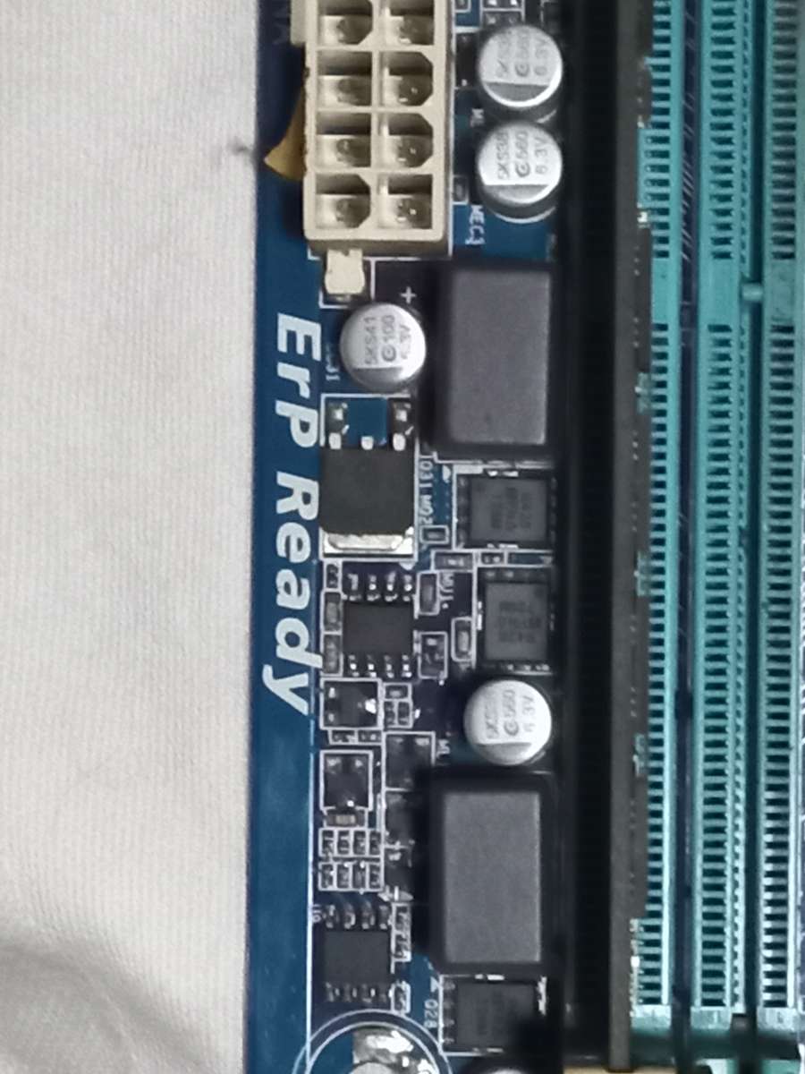 Gigabyte GA-F2A75M-HD2 motherboard