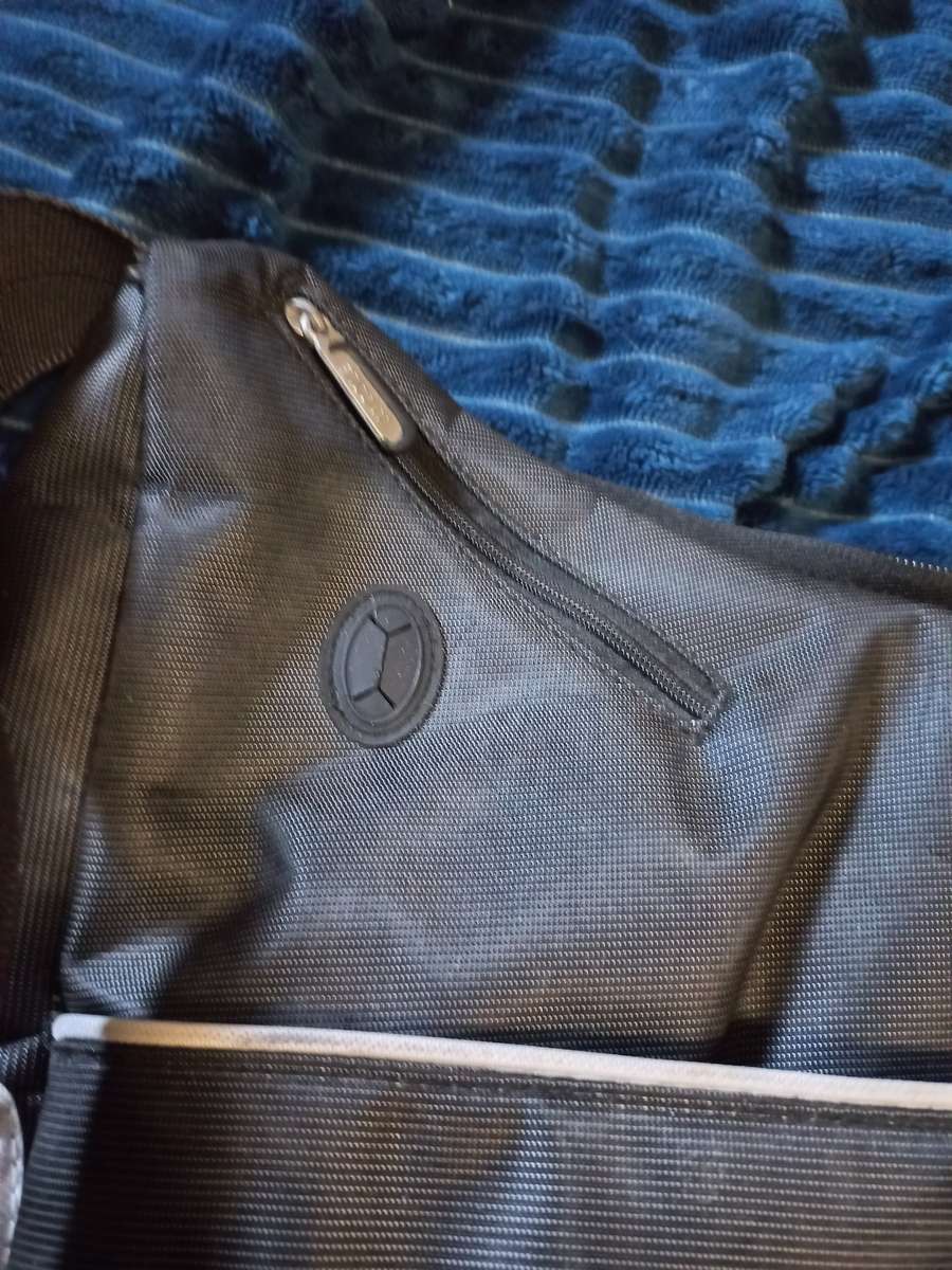 JJ COLE collection women's cross over sling bag