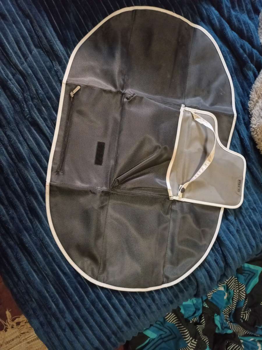 JJ COLE collection women's cross over sling bag