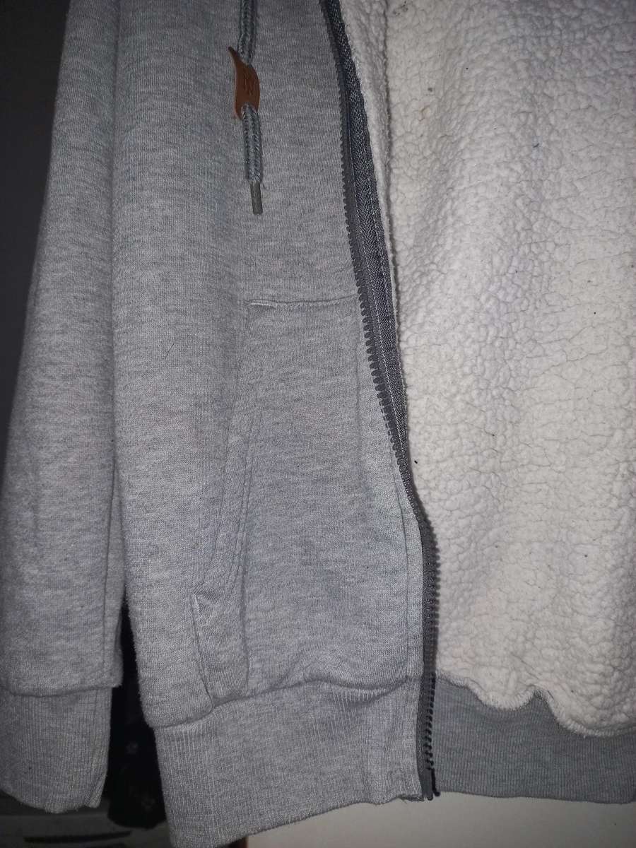 JBR BOYS HOODIE AGE 7 TO 9