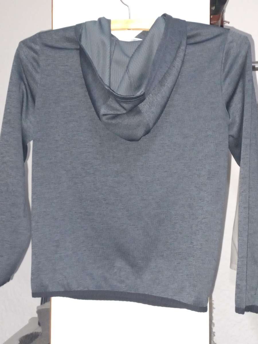 2 x boys hoodies tops