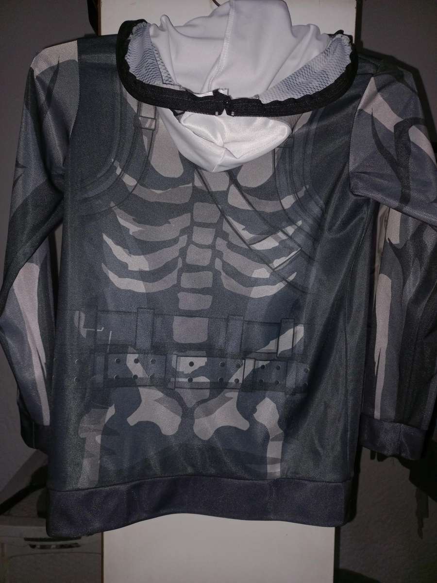 2 x boys hoodies tops