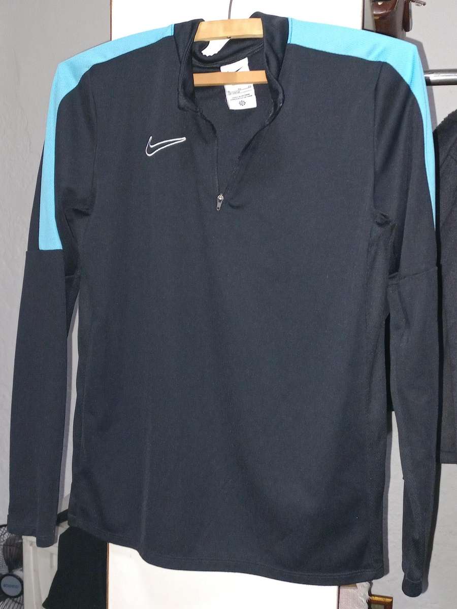 Nike jacket set for boys