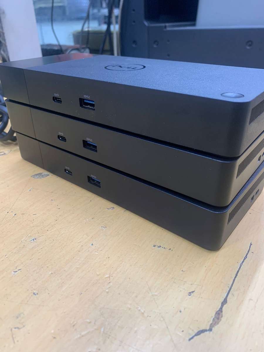 DELL WD19s USB-C DOCK STATION WITH 130W AC ADAPTER
