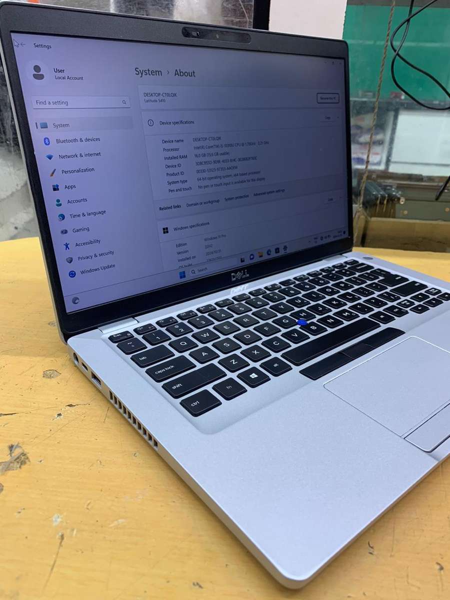 Dell Latitude 5410 - Core i5-10310U - 16GB RAM - 256GB SSD