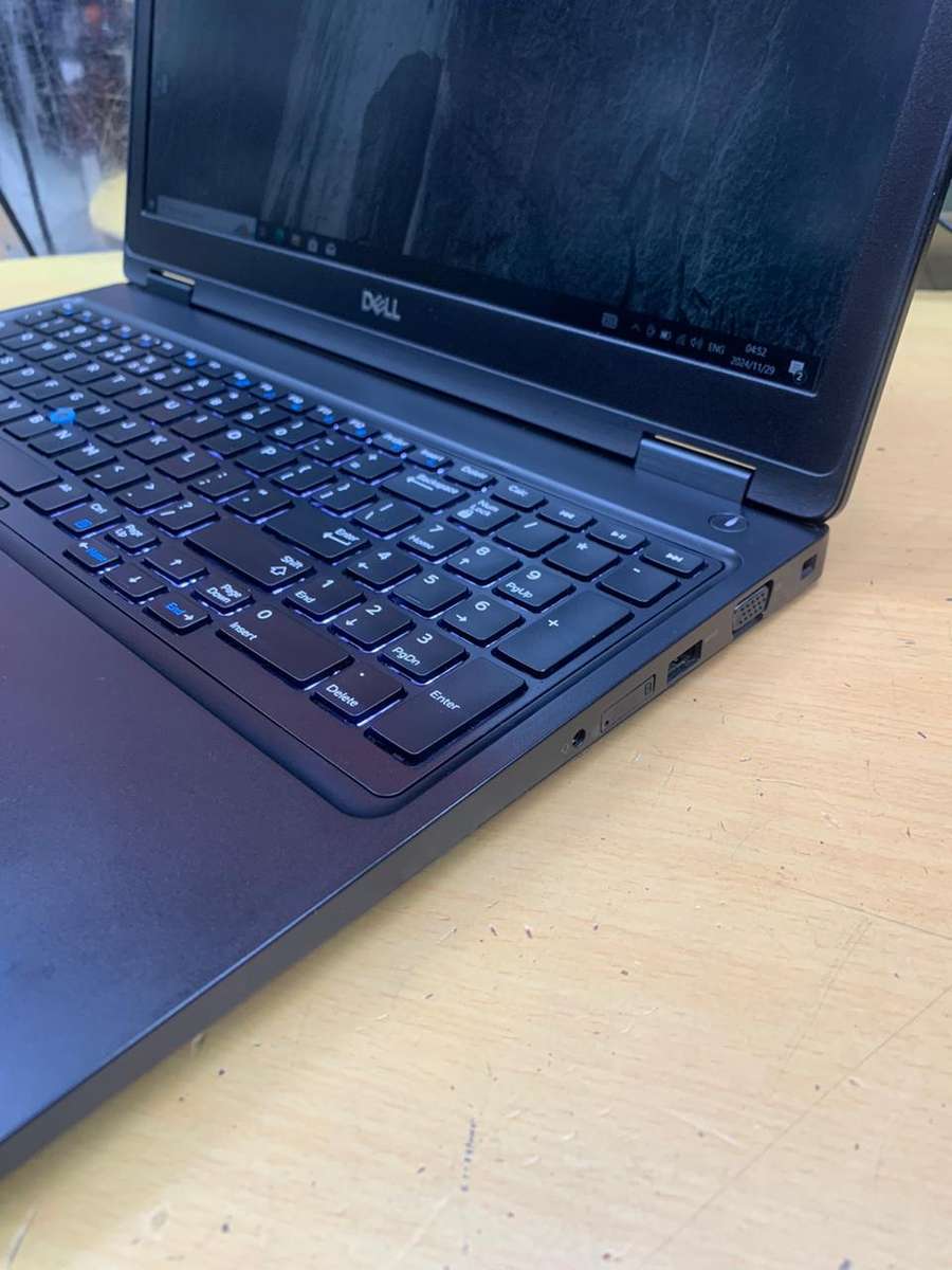 DELL LATITUDE 5480 14-inch , Core i5,  7th Gen ,16GB Ram, 256GB SSD, Win 10 Pro