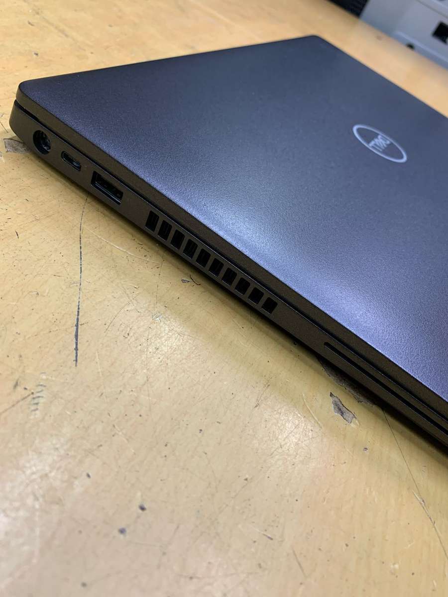 Dell Latitude 5400 Laptop Intel i7, 8th Gen, 16GB Ram, 256Gb SSD , Win 11