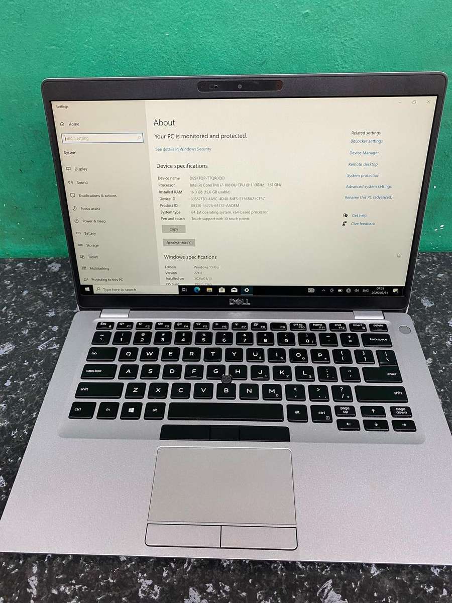 Dell Core i7 Laptop, 10th Gen, 16GB RAM, 256GB SSD, Win 11 Pro Laptop