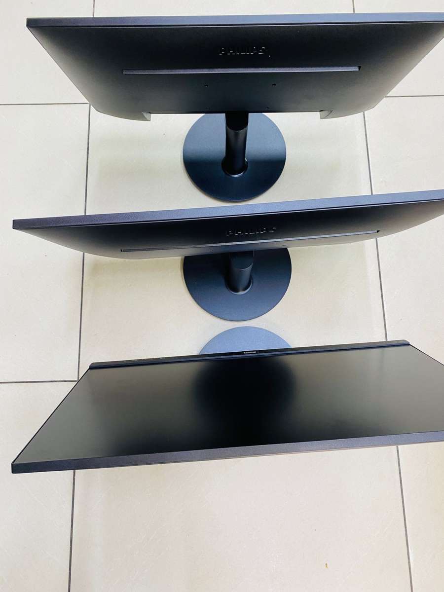 24 Philips 241V8 | IPS | FHD (1920×1080) | 75Hz | 4ms | HDMI + VGA | Flicker-Free | VESA |