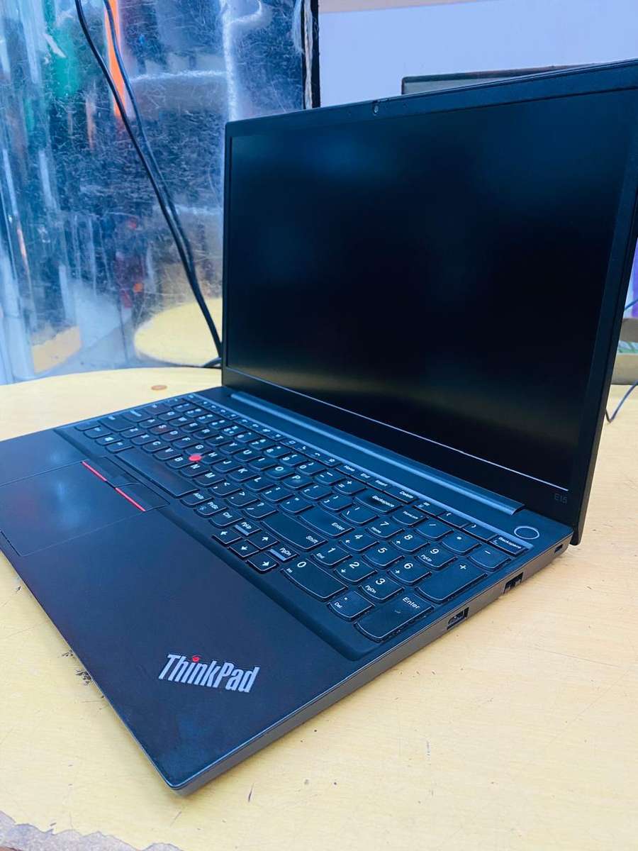 Lenovo ThinkPad E15 15.6-inch FHD Intel Core i7-1165G7 8GB RAM 512GB SSD