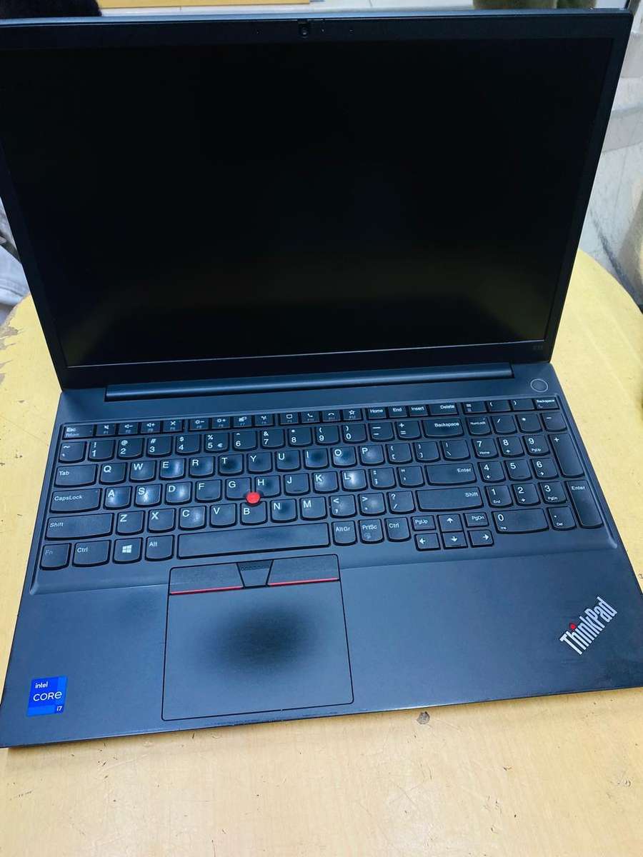 Lenovo ThinkPad E15 15.6-inch FHD Intel Core i7-1165G7 8GB RAM 512GB SSD