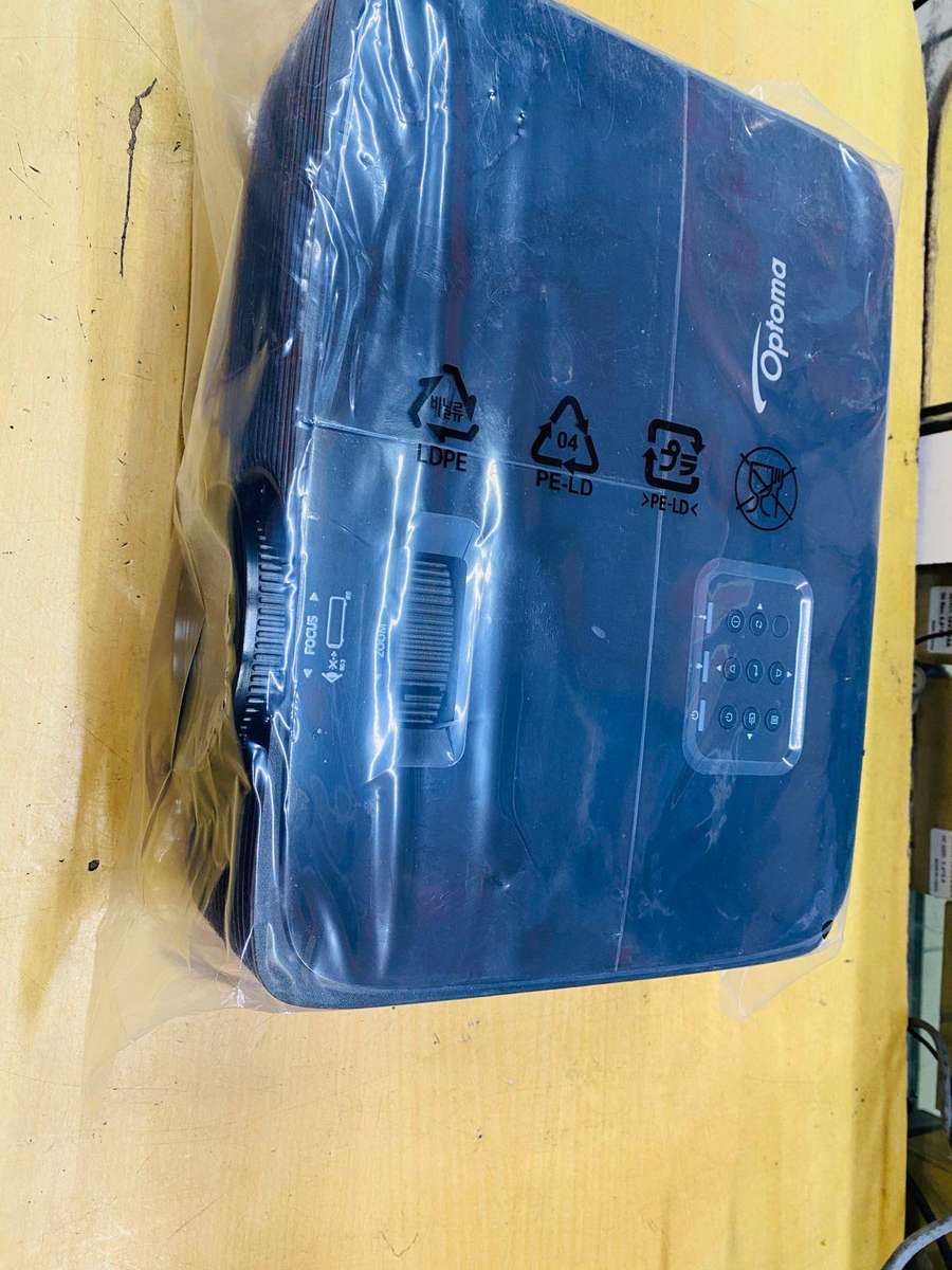 Optoma X400LVe (4000 lm) Projector  (Black)