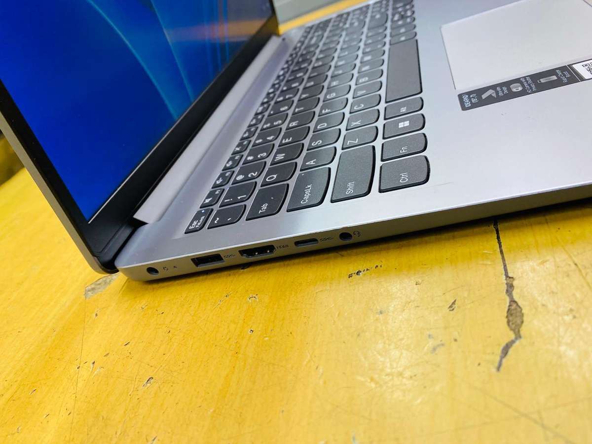 Lenovo IdeaPad 1 | 15.6-inch HD AMD Ryzen 3 - 7320U | 4GB RAM | 256GB SSD Win 11  Laptop