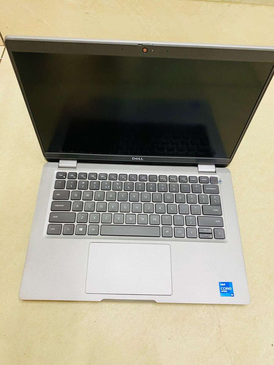 Dell Latitude 5320 13.3-Inch Laptop,  Core I5 , 11th Gen - 8Gb Ram - 512Gb Ssd - Win 11
