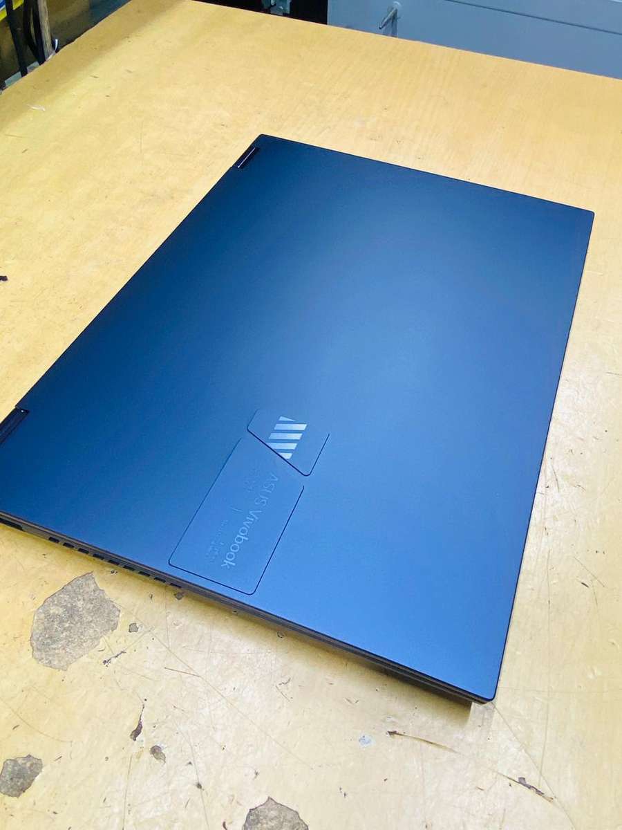 Asus Vivobook Flip | Ryzen 5 7430U, 16GB RAM, 512GB SSD, 14 Touch Laptop | Win 11