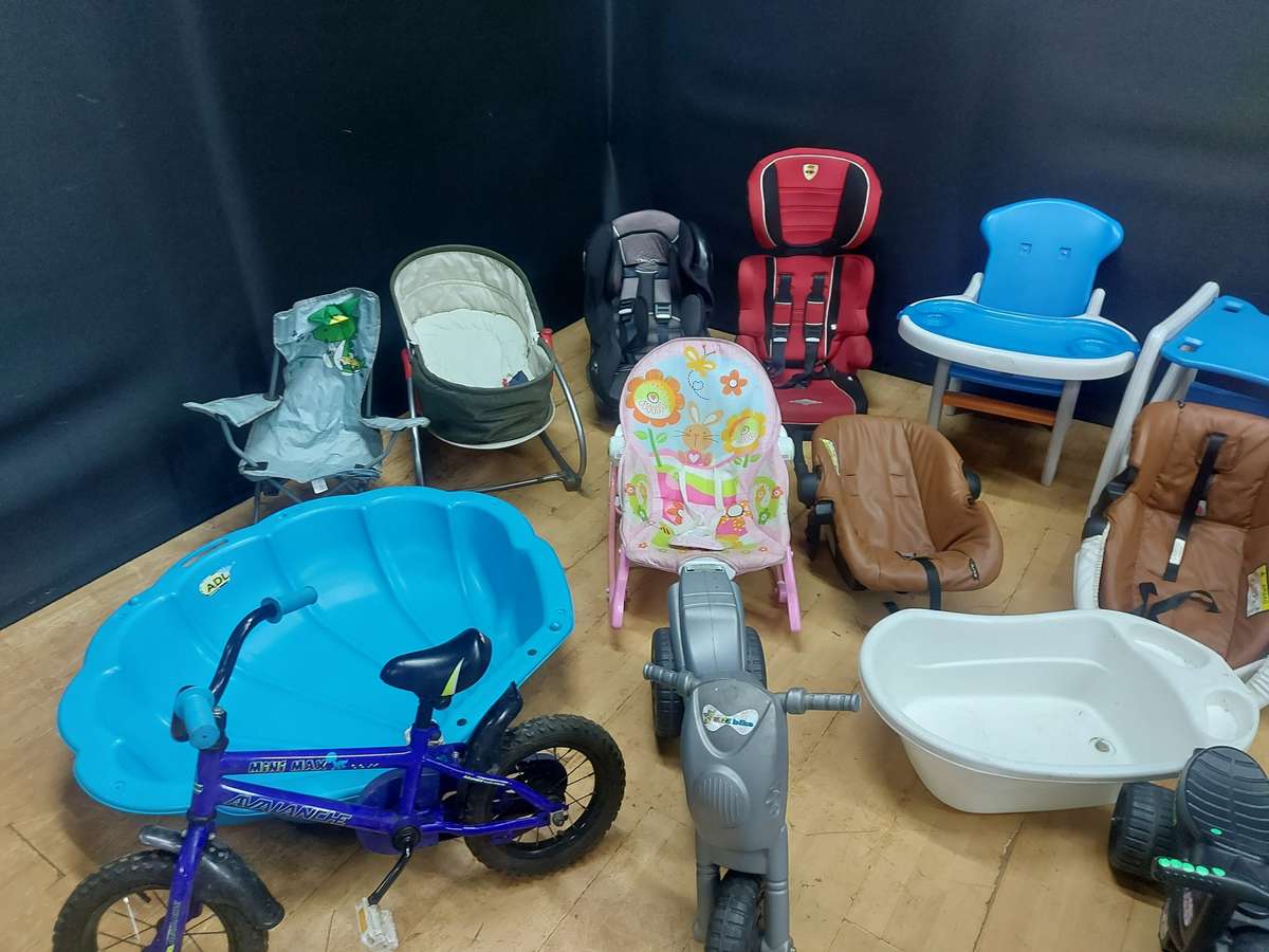 Mother`s Chance for Our Babies, Baby items, One Lot for all, One Bid for all, All items for Babies