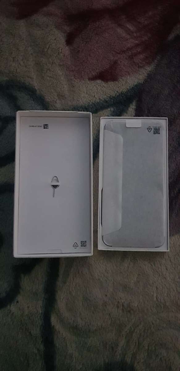 Boxed Samsung A35 5G, Android 14, 6GB Ram, 128GB, Dual Sim, Battery 5000Ahms, All Network unlocked