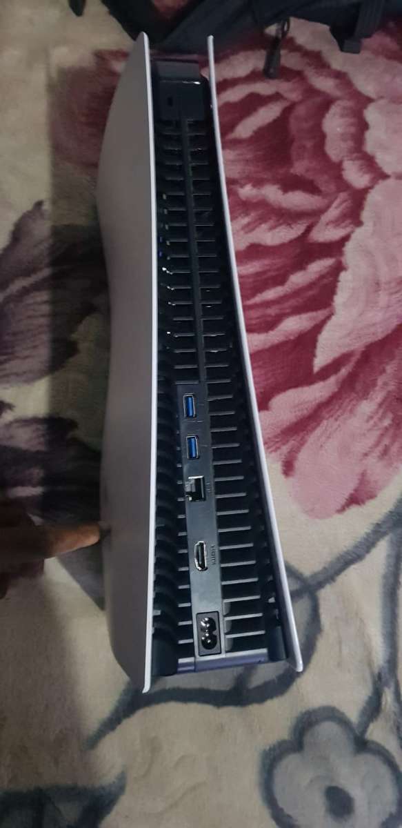 Remove Teenagers from the Street PlayStation PS5, 2 Controllers, 660GB, HDMI, Blu-Ray DVD, Cables