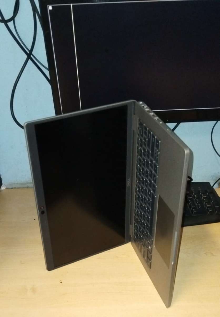 Dell Latitude 5430, i5 12th, 32GB Ram, 512GB M.2 Nvem SSD, Sim Tray, WI-FI, Bluetooth, Type-C Charge